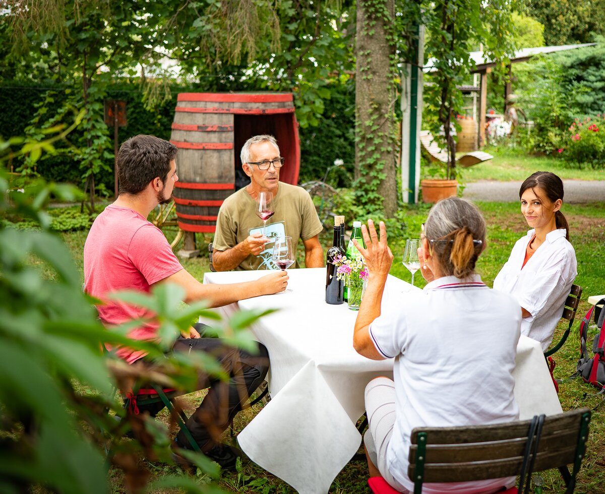 Gemütliche Weinverkostung | © Burgenland Tourismus GmbH / Andreas Hafenscher Gemütliche Weinverkostung | © Burgenland Tourismus GmbH / Andreas Hafenscher