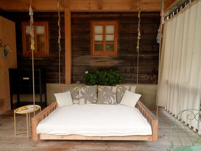 Bett außen auf der Terrasse vom Chalet 1888 | © Daniel Gollner 