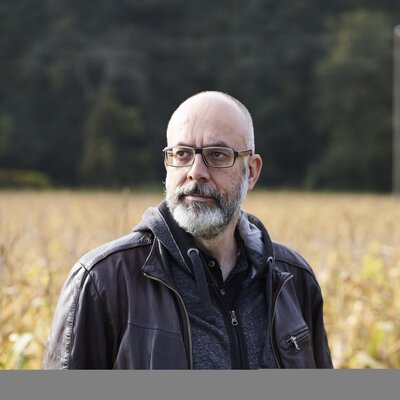 Robert Schabus vor dem Mais | © Johannes Puch