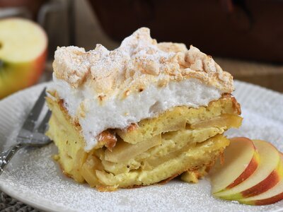 Scheiterhaufen mit Äpfel | © Claudia Ebner Scheiterhaufen mit Äpfel | © Claudia Ebner