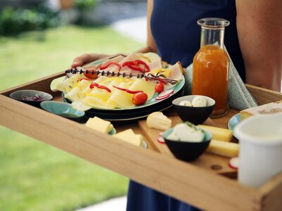 Frühstück am Tablett | © Privat zu Gast in Niederösterreich / weinfranz.at