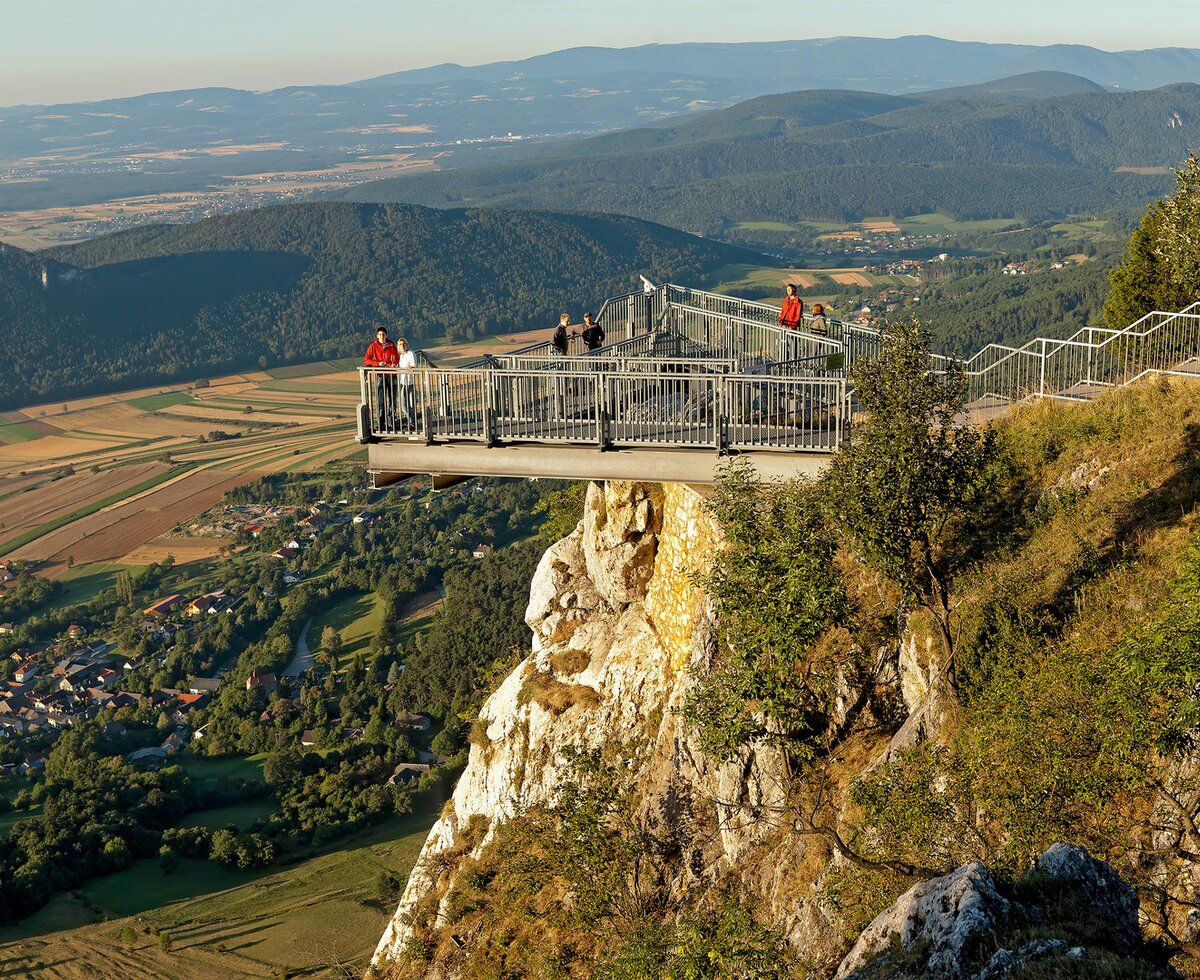Skywalk Hohe Wand | © Wiener Alpen in Niederösterreich / Franz Zwickl Skywalk Hohe Wand | © Wiener Alpen in Niederösterreich / Franz Zwickl
