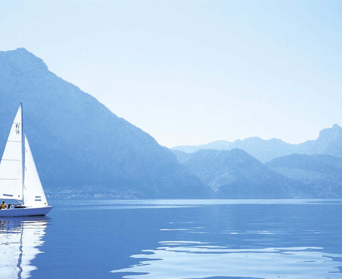 Segeln am Traunsee, Salzkammergut | © Oberösterreich Tourismus GmbH / Hermann Erber