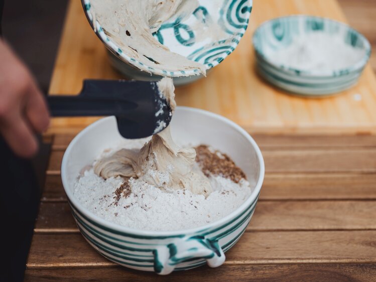 Bauernbrot Zubereitung | © Footprints Fotografie // cookingCatrin