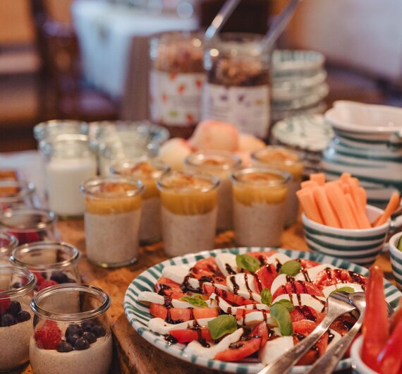 Bio-Frühstücksbuffet | © Footprints Fotografie // cookingCatrin