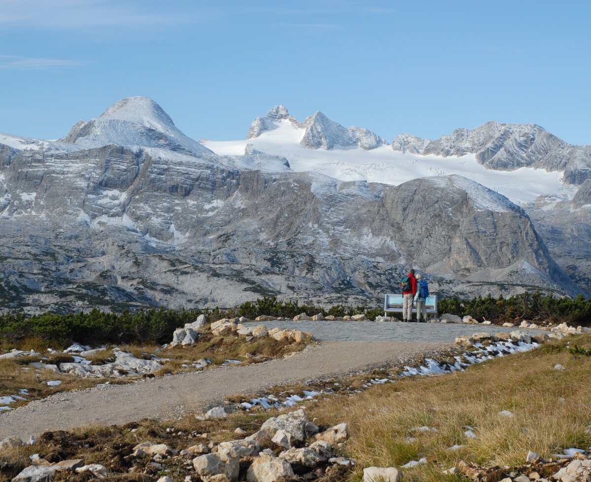 Dachstein-Gletscher - UNESCO Weltnaturerbe | © Oberösterreich Tourismus GmbH / Dachstein & Eishöhlen GmbH Blick auf den Dachstein-Gletscher UNESCO Weltnaturerbe und Bergpanorama, Salzkammergut | © Oberösterreich Tourismus GmbH / Dachstein & Eishöhlen GmbH