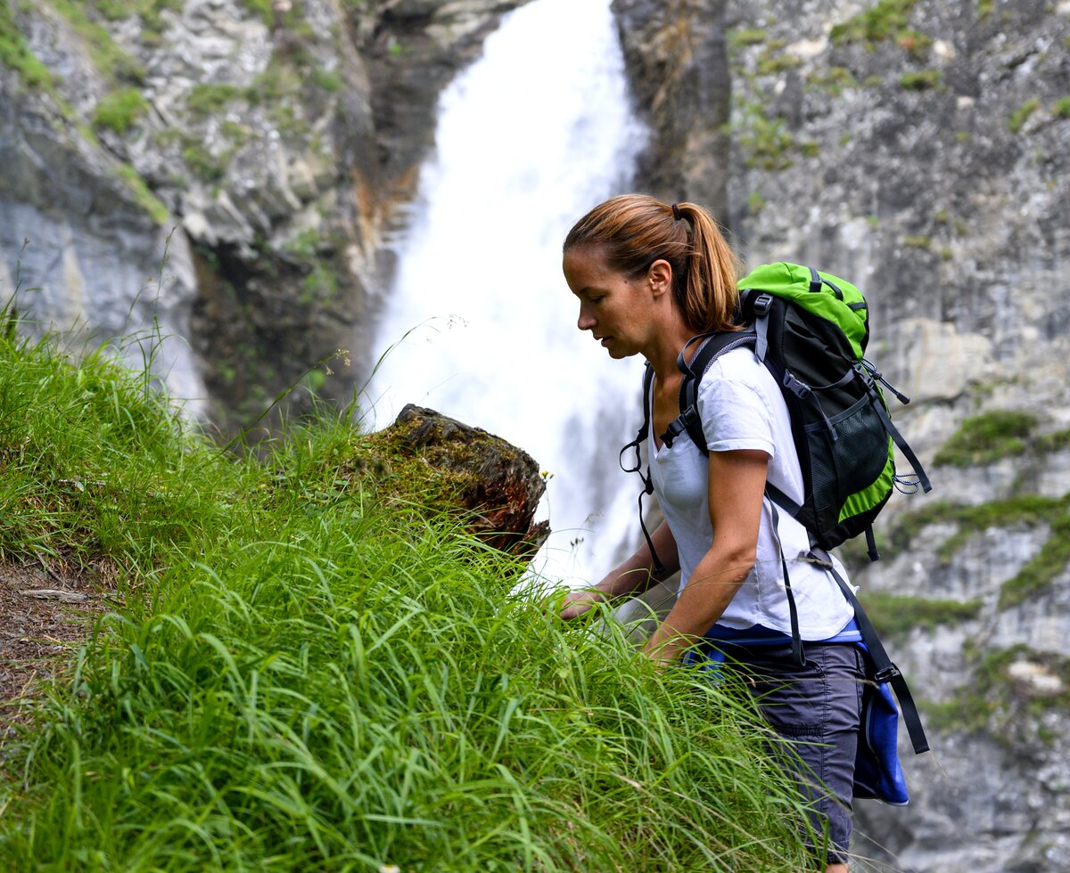 Frau beim Wandern | © Urlaub am Bauernhof Frau beim Wandern | © Urlaub am Bauernhof