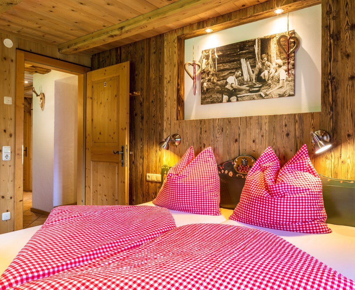 Schlafzimmer Familienbauernhof Ederbauer in Flachau, Salzburger Land | © Urlaub am Bauernhof Salzburger Land / Bernd Suppan Schlafzimmer Familienbauernhof Ederbauer in Flachau, Salzburger Land | © Urlaub am Bauernhof Salzburger Land / Bernd Suppan