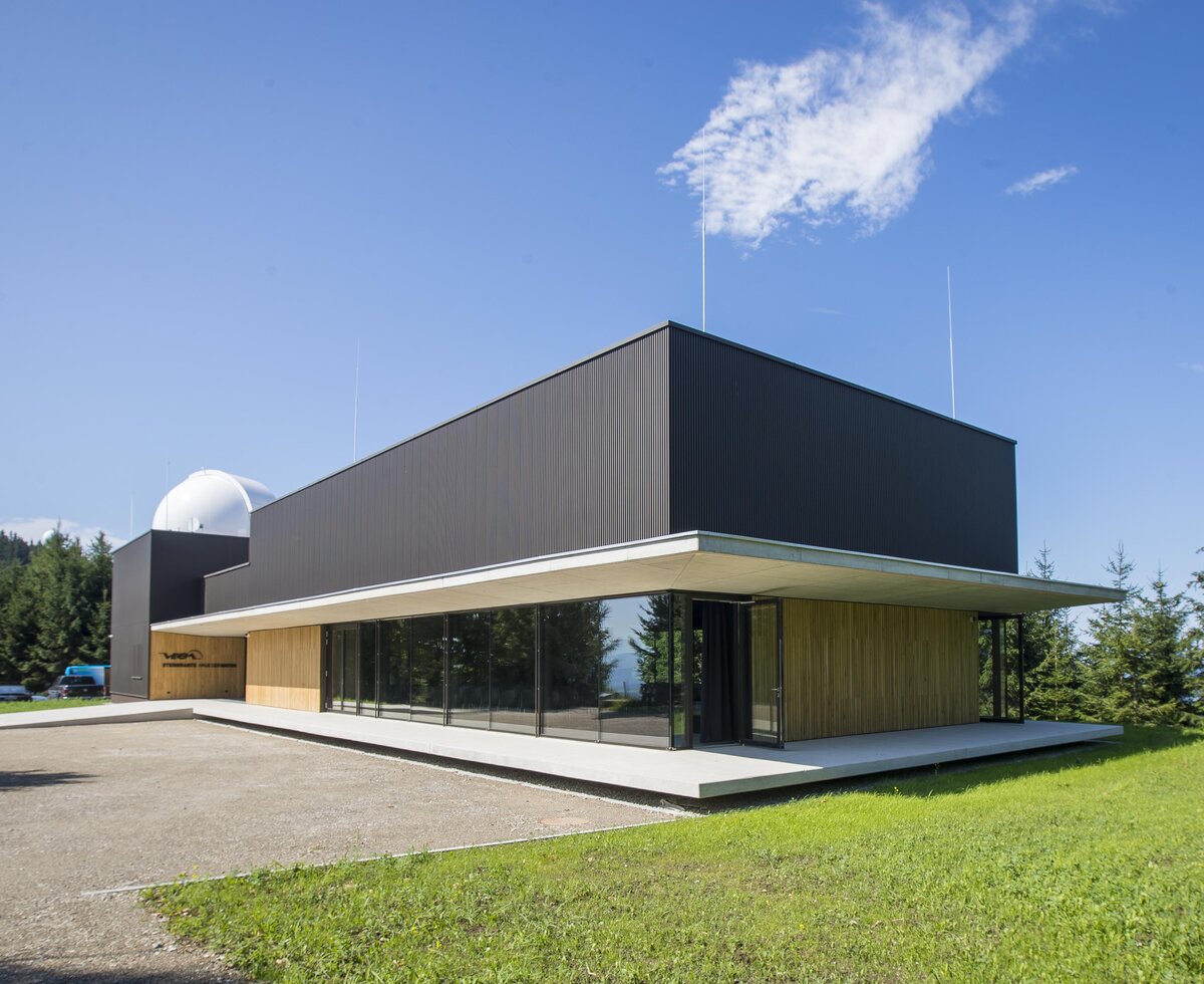 Die VEGA-Sternwarte in Obertrum am Haunsberg. | © Leo Neumayr Die VEGA-Sternwarte in Obertrum am Haunsberg. | © Leo Neumayr