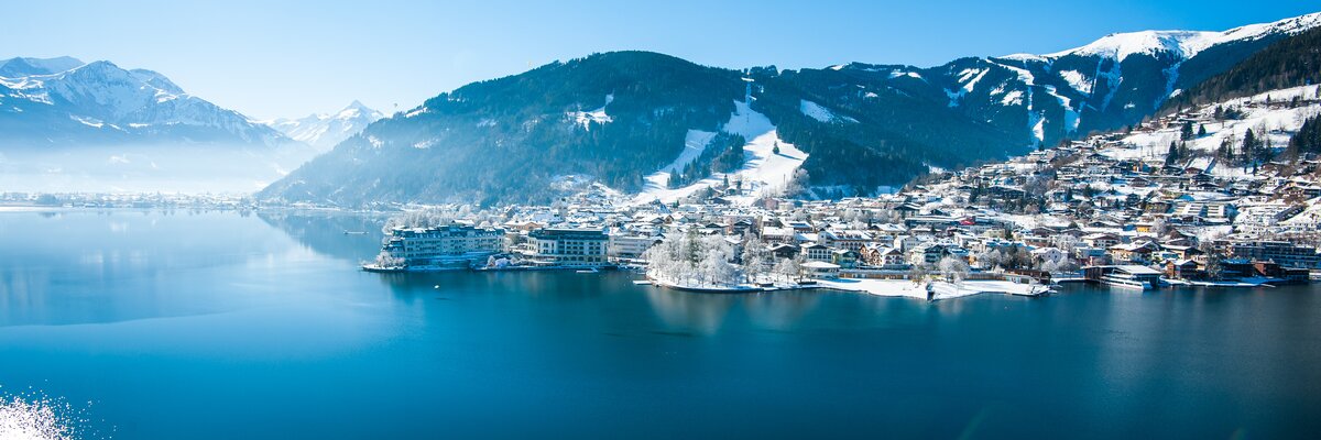 Zell am See winter panorama, in the background Lake called "Zellersee", Salzburger Land | © Zell am See-Kaprun Tourismus / Mairitsch
