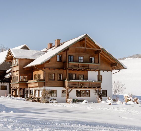 Bauernhof in Ramsau am Dachstein im Winter | © UaB Steiermark / Wolfgang Spekner