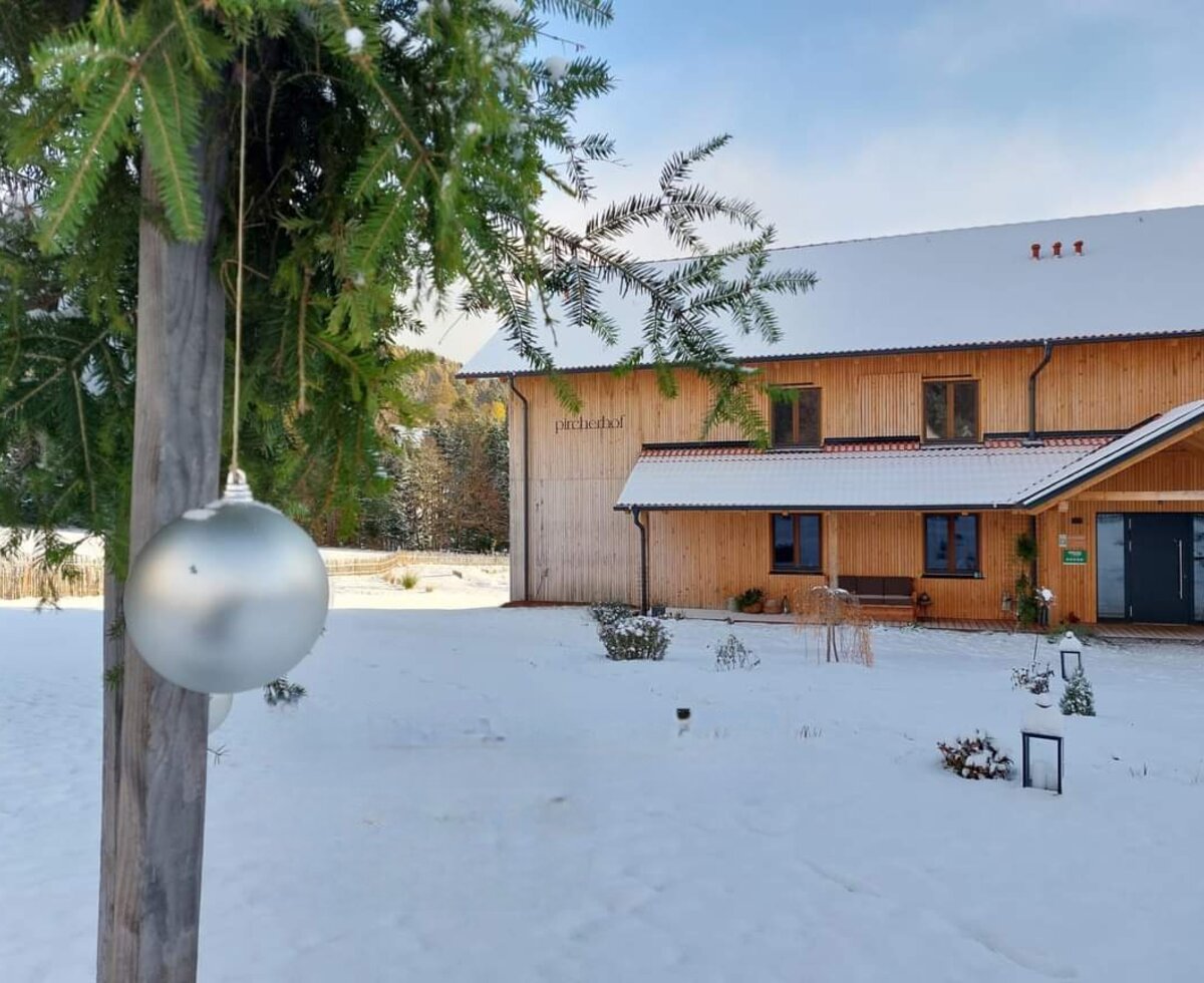 Schnee am Pircherhof | © Pircherhof / Urlaub am Bauernhof Steiermark