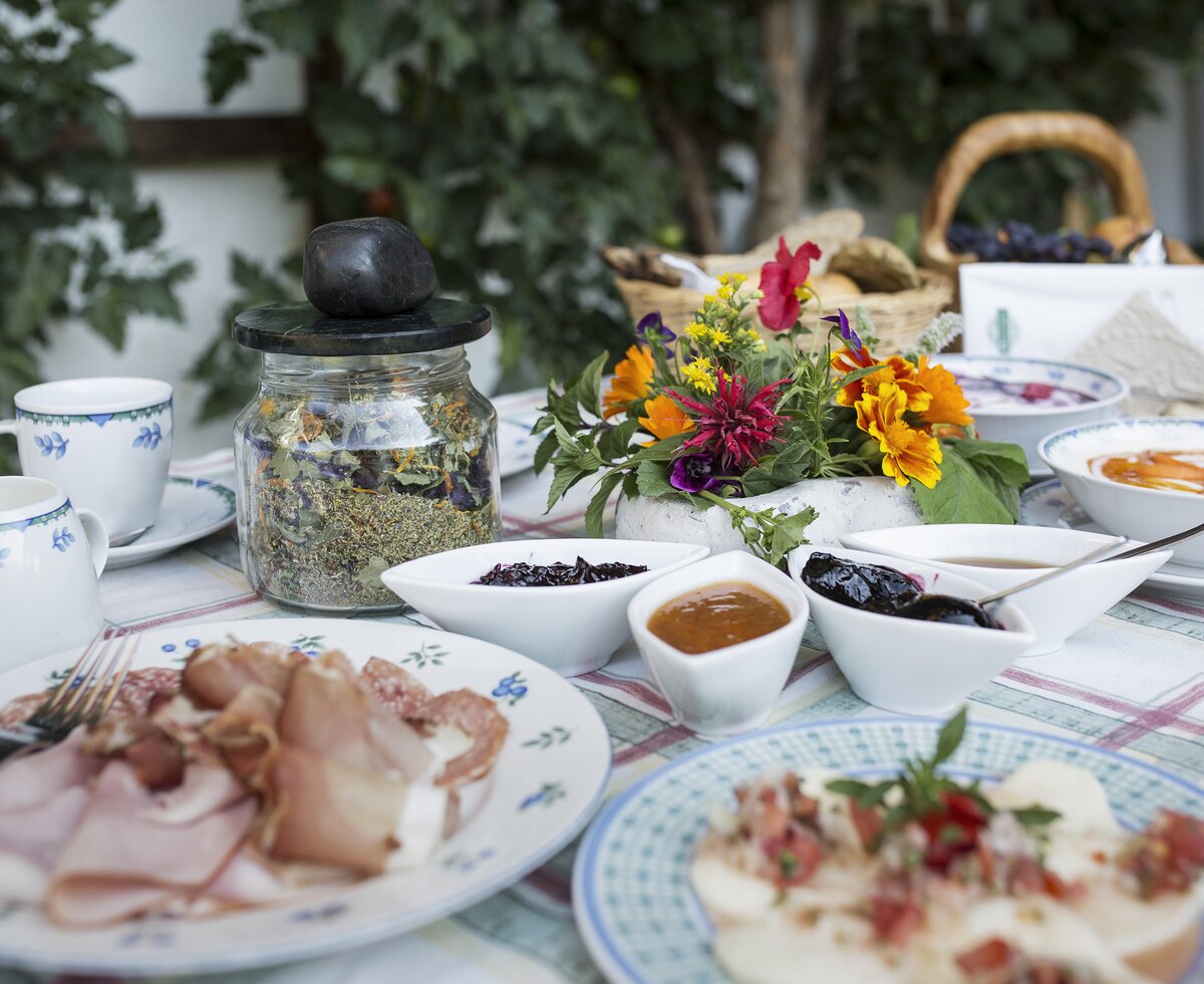 Frühstück in der Natur | © Urlaub am Bauernhof Tirol Frühstück in der Natur | © Urlaub am Bauernhof Tirol
