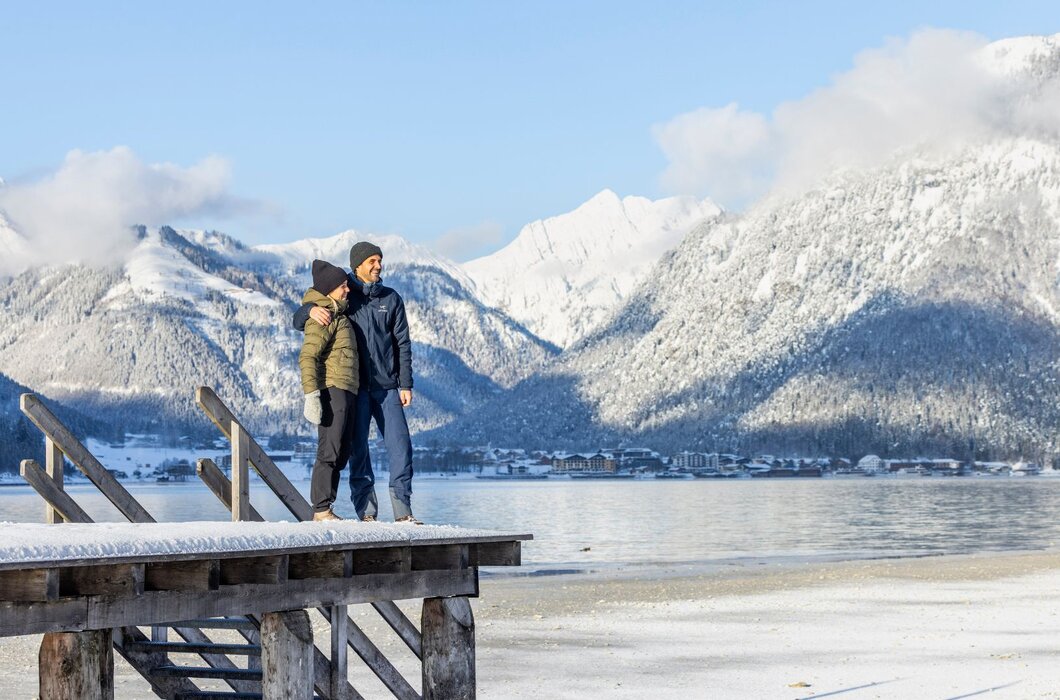 Winterzauber beim Steg in Maurach am Achensee Magical winter at the jetty in Maurach am Achensee | © © Achensee Tourismus
