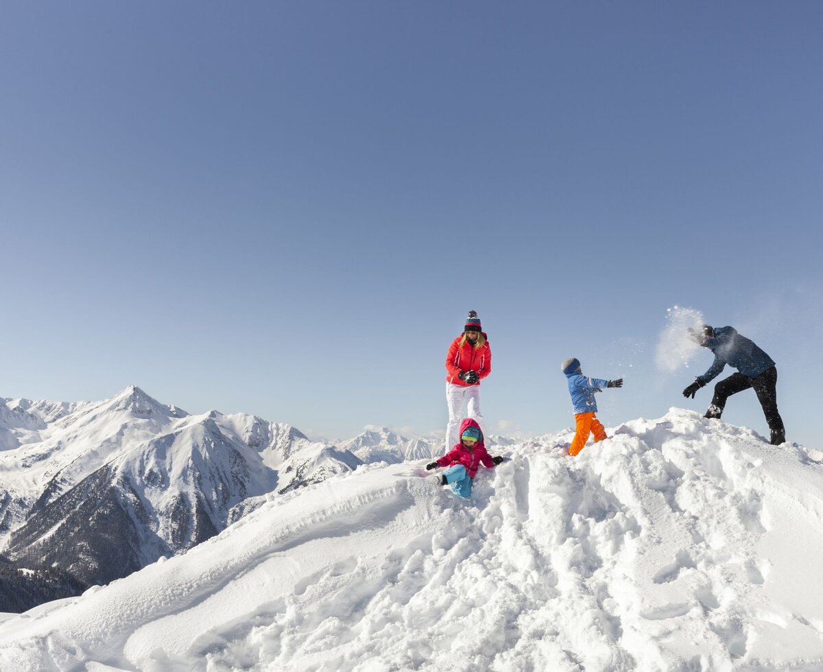 Winterspaß mit der Familie | © Tirol Werbung/Pupeter Robert