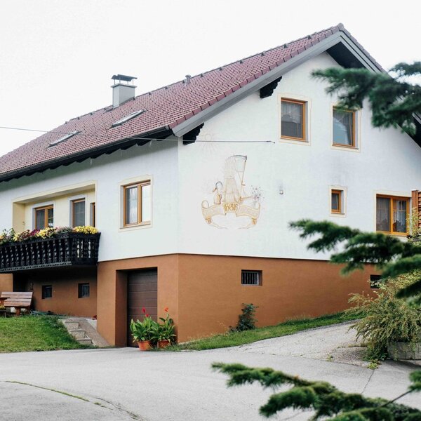 Unser Haus mit den Ferienwohnungen