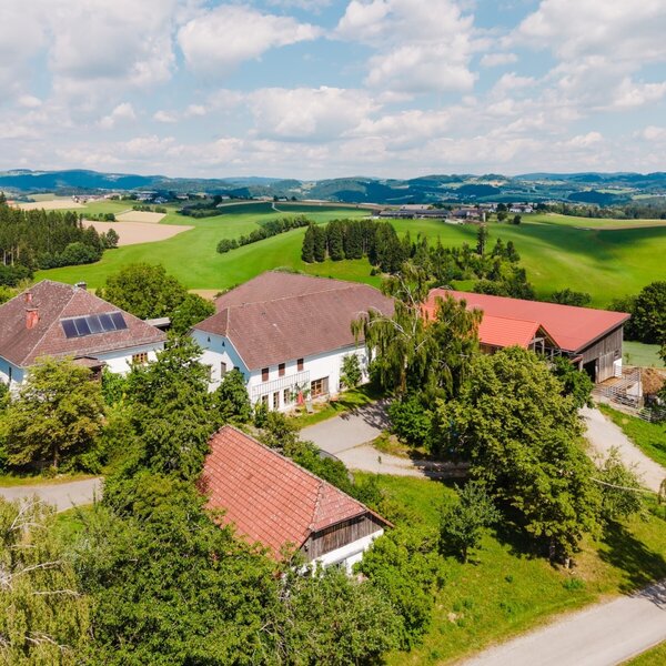 ...inmitten der grünen Hügel des Mühlviertels... (Foto: TVBMuehlviertelJustinBerlinger)