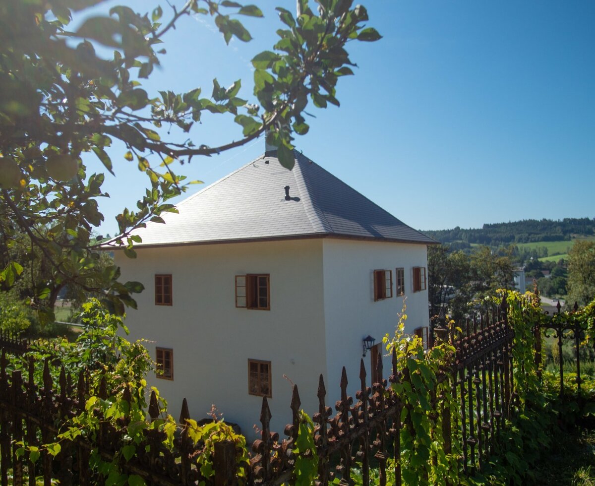 Trattnachtaler Weinhaus in Schlüsslberg, Innviertel-Hausruckwald | © Sebastian Kraner
