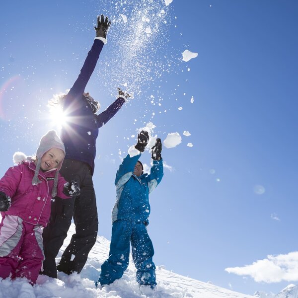 Schnee, Schnee, Schnee und viel, viel Sonne